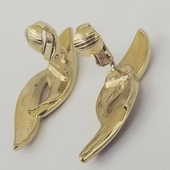 Vintage Crown Trifari Clip Ons F27 - Picture 5 of 8